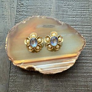 RARE Vintage Weiss Earrings Blue Stone with pearls in a gold tone setting